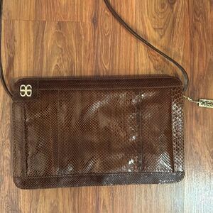 Gorgeous Lisette vintage brown snake skin flat purse/clutch
